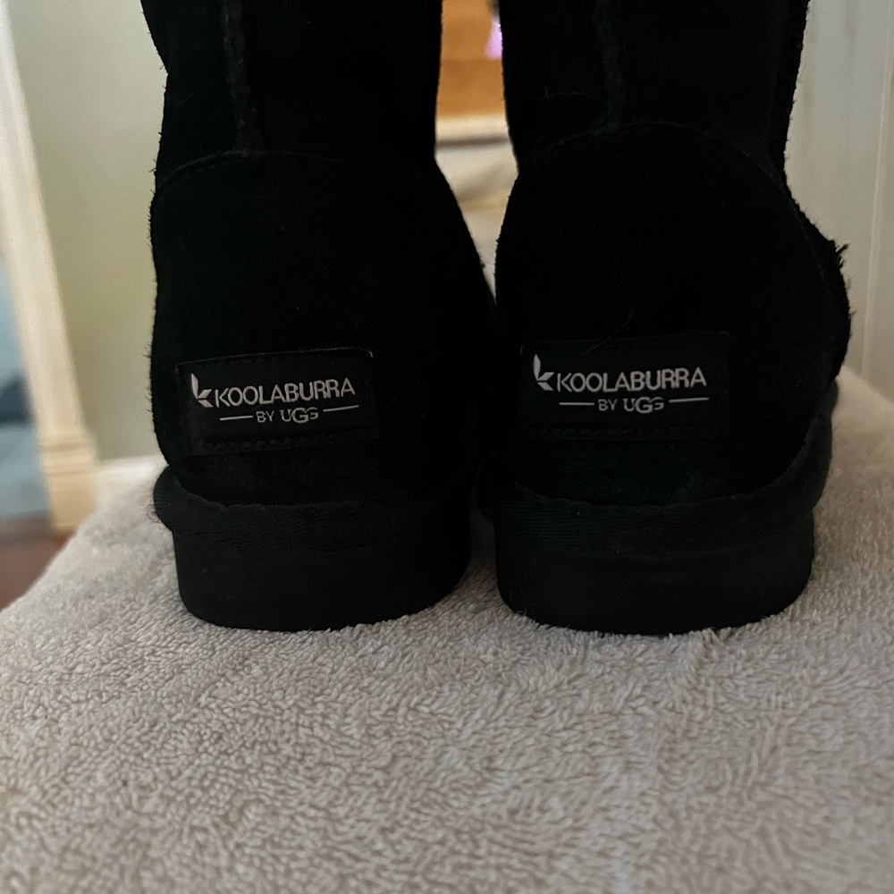 Koolaburra by Ugg black boots women’s size 6